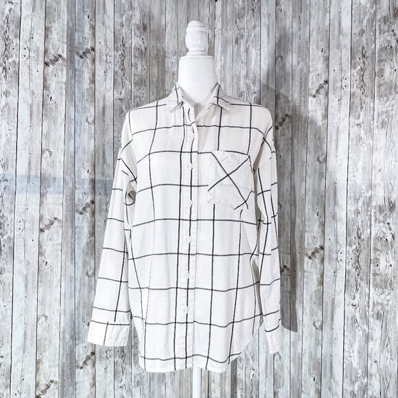Old Navy Tops - Women's Old Navy Flannel Top | Cream/Gray | Button Up | Small | Boyfriend Style